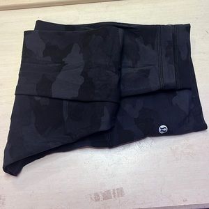 LULULEMON align camo pants size 8